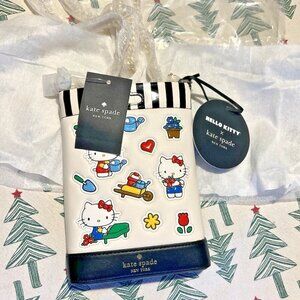 NEW Kate Spade Sanrio Hello Kitty x KSNY Phone Cross Body Bag